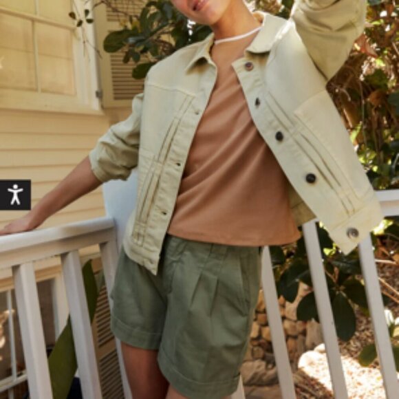 Boden Casual 100% Cotton Pleat Front Cuffed Relaxed Fit Shorts Olive Size 14 NWT - Picture 8 of 8